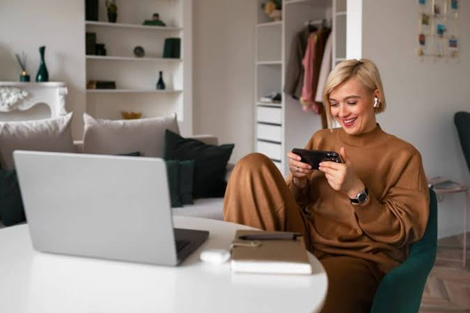 W dzisiejszych czasach zakupy online stały się nieodłączną częścią naszego życia. Nowoczesne platformy e-commerce takie jak Gobli ciągle się rozwijają, oferując konsumentom nowe możliwości i udogodnienia. Gobli to jeden z najnowszych graczy na rynku, który zmienia sposób, w jaki Polacy robią zakupy. Niezależnie od tego, czy szukasz ubrań, elektroniki, kosmetyków, artykułów sportowych czy akcesoriów do domu, ta innowacyjna platforma e-commerce oferuje niesamowity wybór produktów od wiodących międzynarodowych marek.